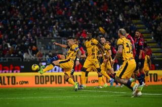 الدوري الإيطالي.. إنتر ينتصر على كالياري ويتصدر الترتيب